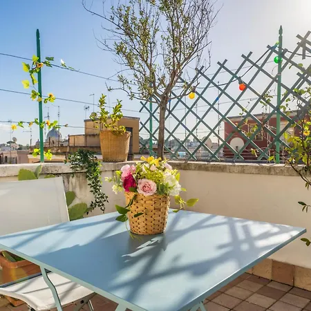 Welcome Dhome - Cozy Penthouse With St. Peter View Daire